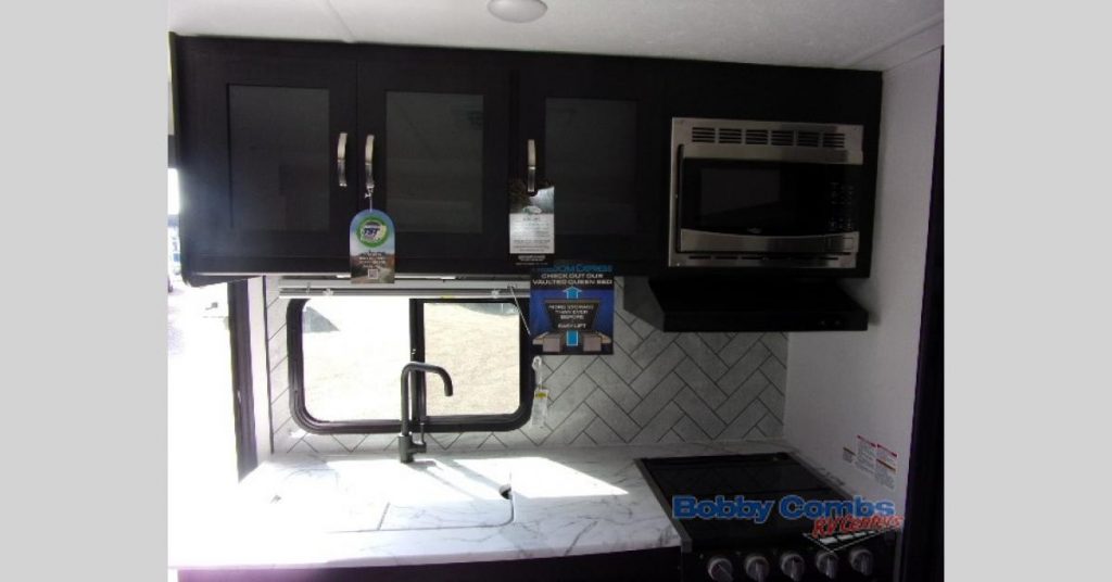 Coachmen Kitchen